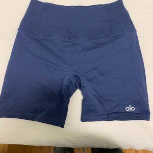 Alo ribbed favorite short Navy XS